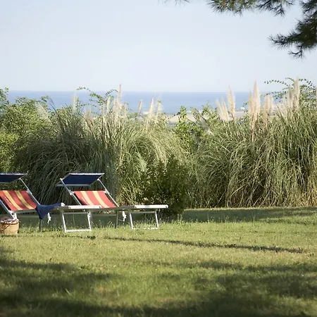 בית חווה Il Casale Di Montefreddo