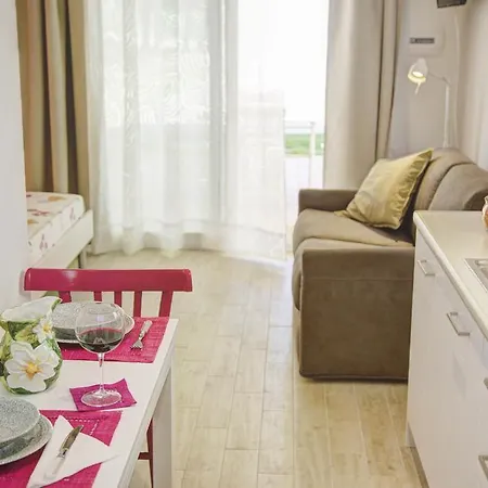 בית חווה Il Casale Di Montefreddo סירולו