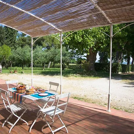 Il Casale Di Montefreddo Gospodarstwo agroturystyczne *