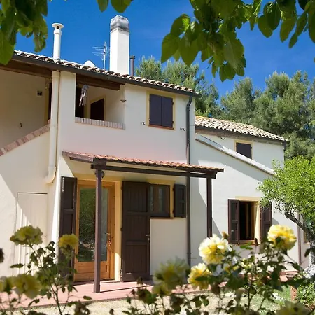 Il Casale Di Montefreddo בית חווה סירולו