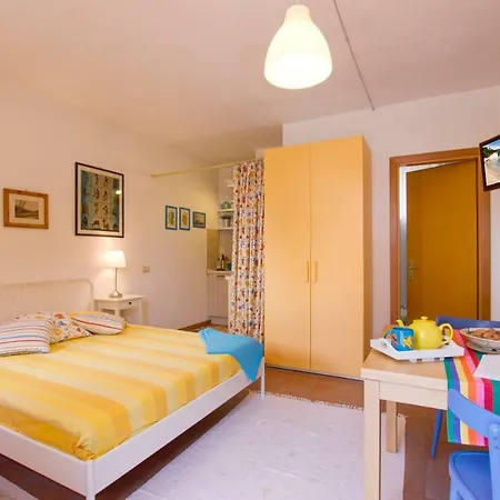 בית חווה Il Casale Di Montefreddo